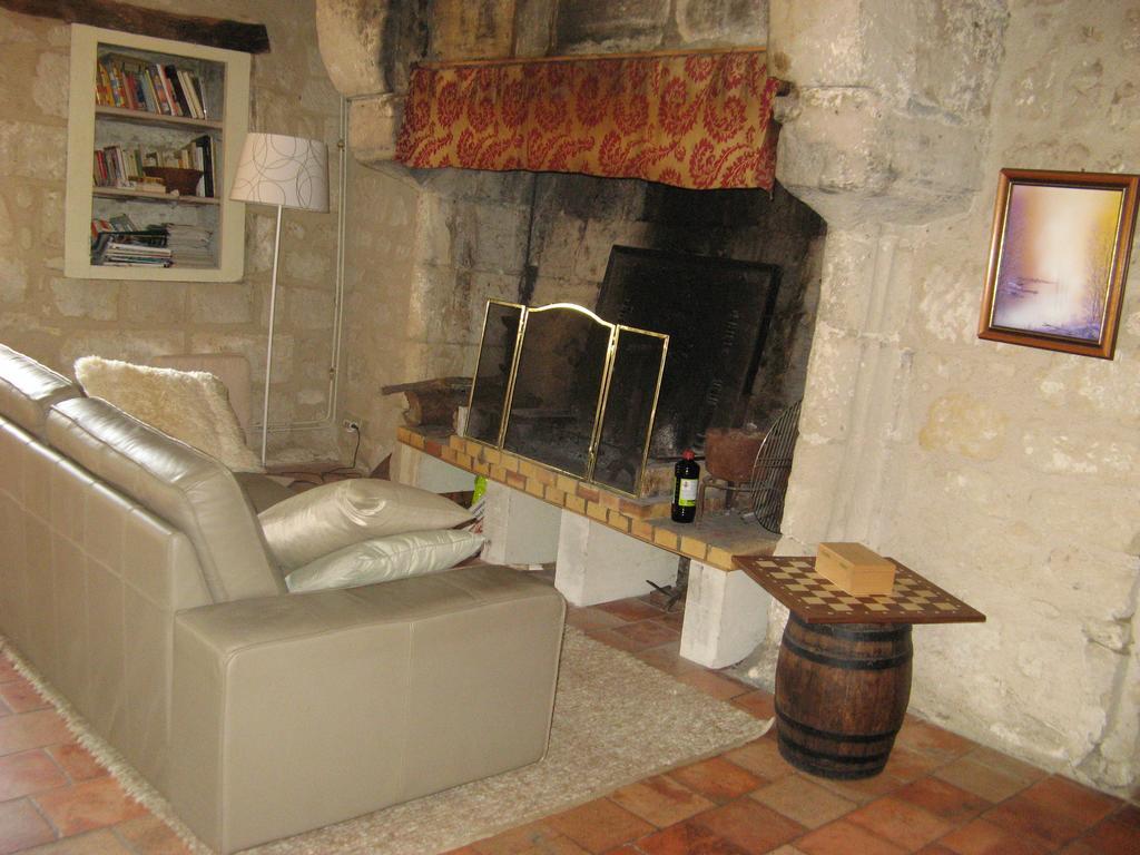 La Balastiere Beaumont-en-Veron Bagian luar foto
